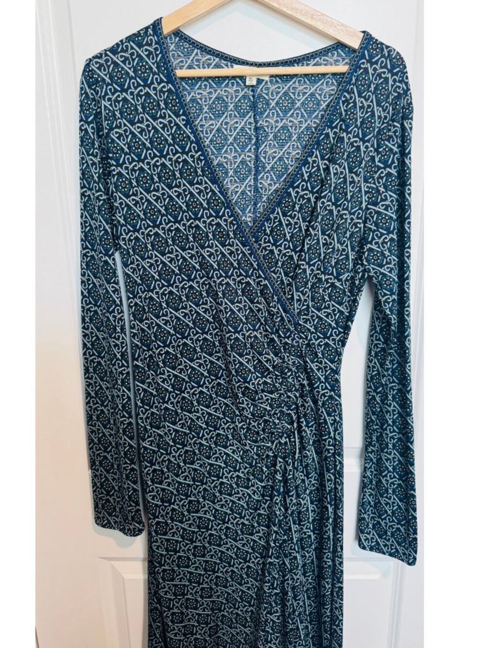 (2 for 15) Max Studio Blue Print Wrap Dress Size XL - Picture 2 of 4